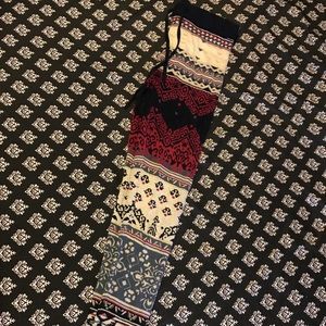 American Eagle sweater leggings